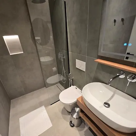 Marbella Sol Otel Ksamil